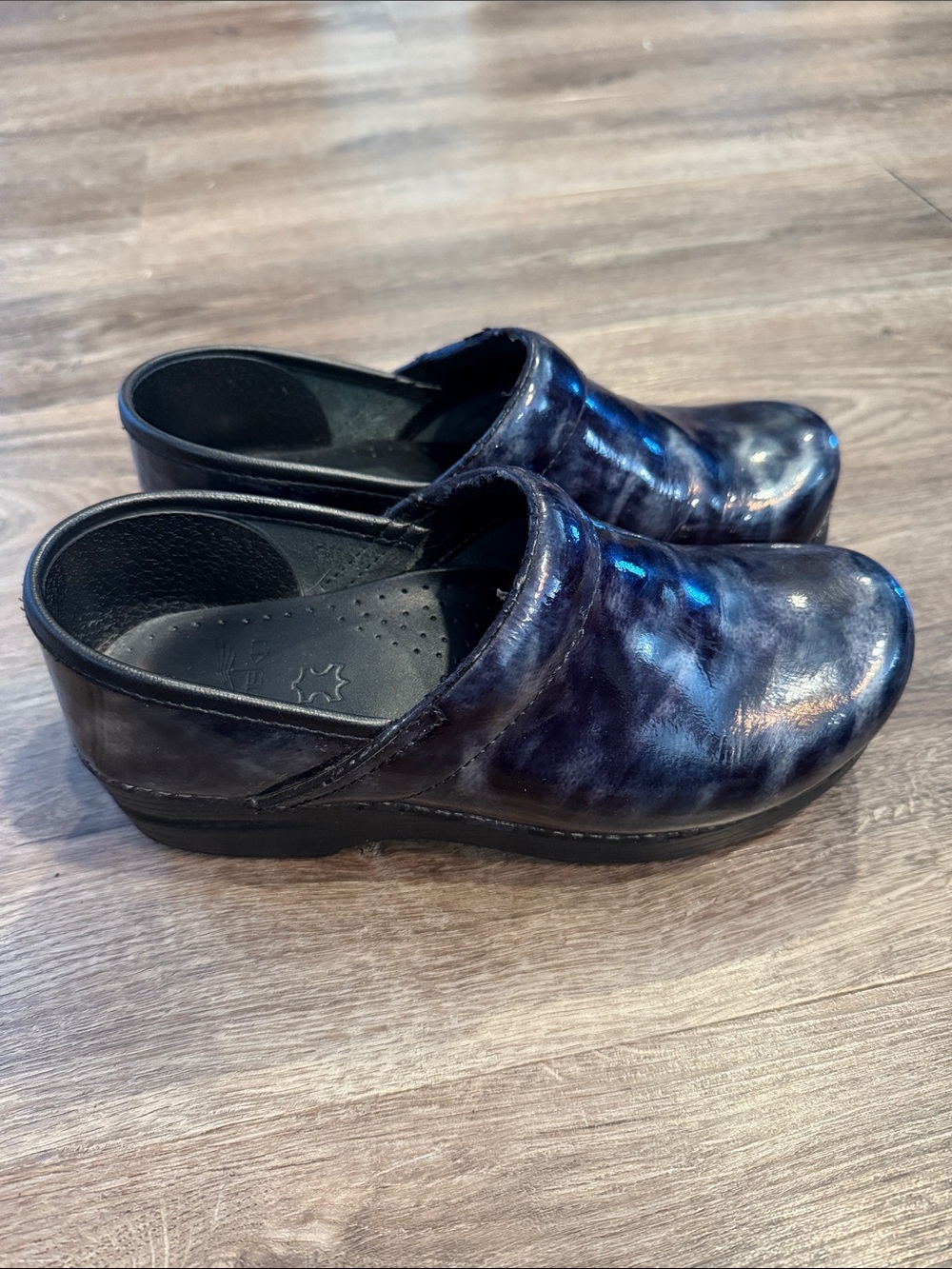 Dansko Marble Blue Professional Clogs Size 38, 7.5
